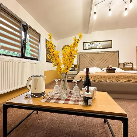 Lägenhet Golden Escape - Charming In Prime Location *