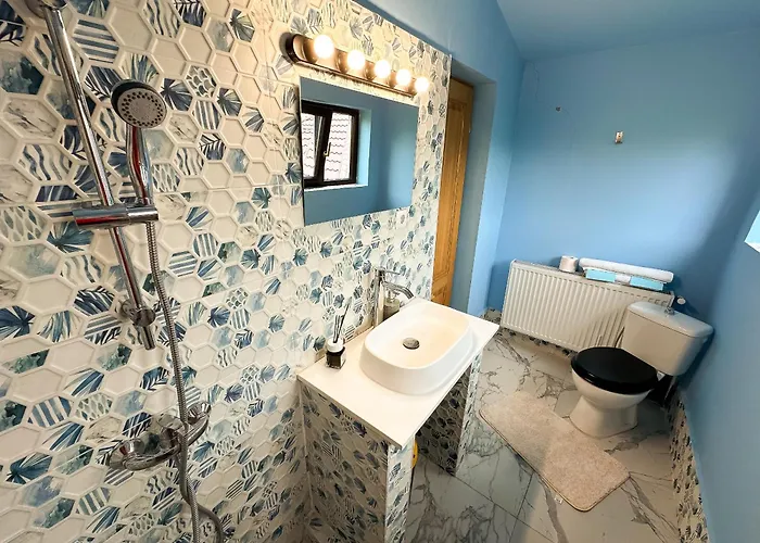 Lägenhet Golden Escape - Charming In Prime Location *